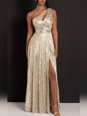 One-Shoulder Cream Brocade Evening Gown